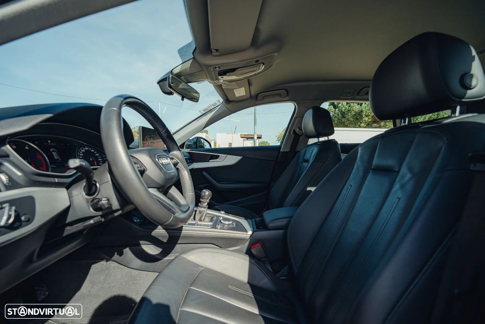 Audi A4 Avant 2.0 TDi S-line - 24