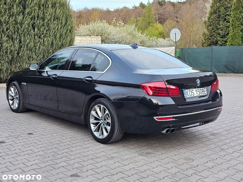 BMW Seria 5 520d xDrive Luxury Line - 7