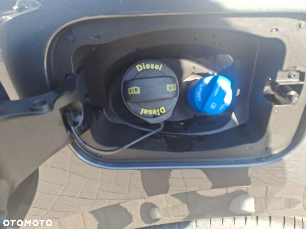 Volkswagen Multivan - 9