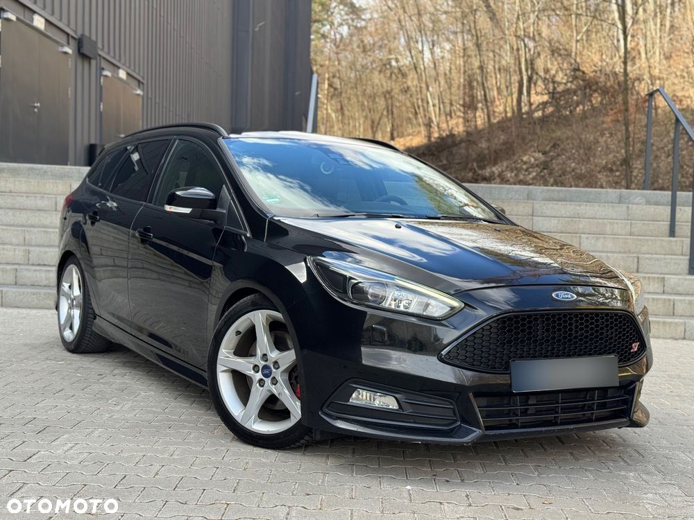 Ford Focus 2.0 TDCi ST-2 - 2