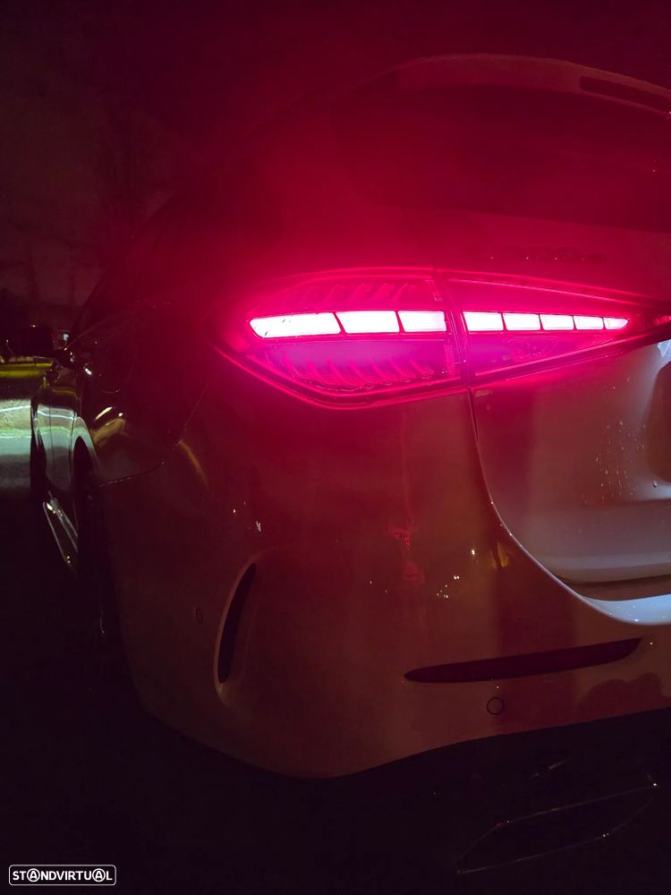 Mercedes-Benz C 300 e 9G-TRONIC Edition AMG Line - 24