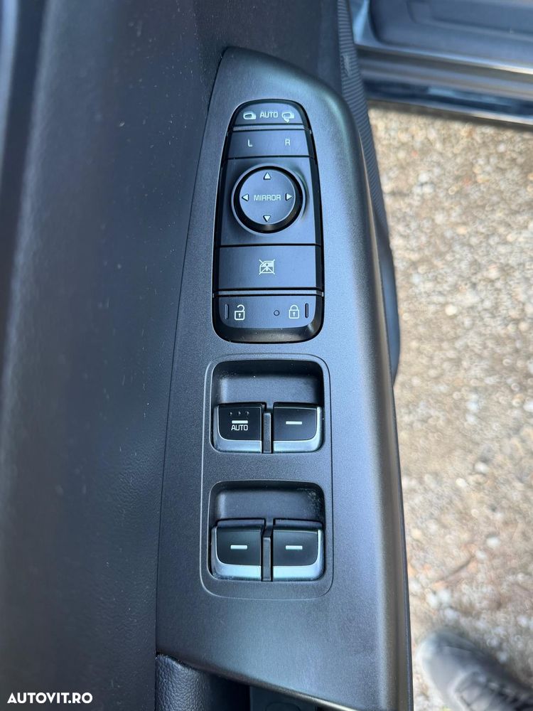 Kia Sportage - 16