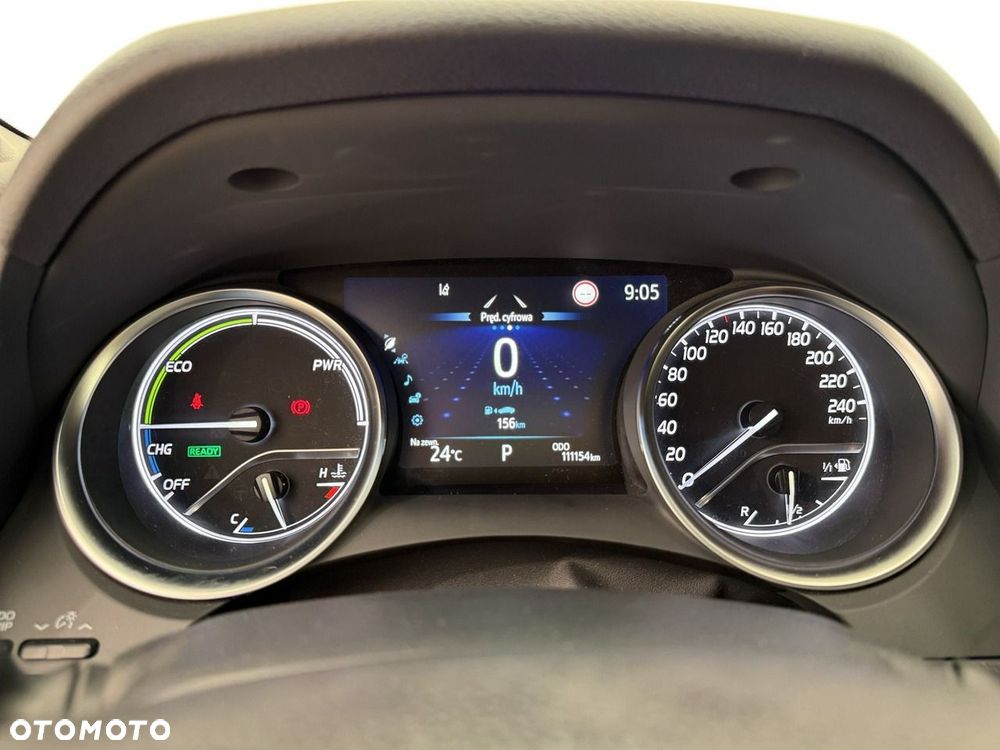 Toyota Camry - 16