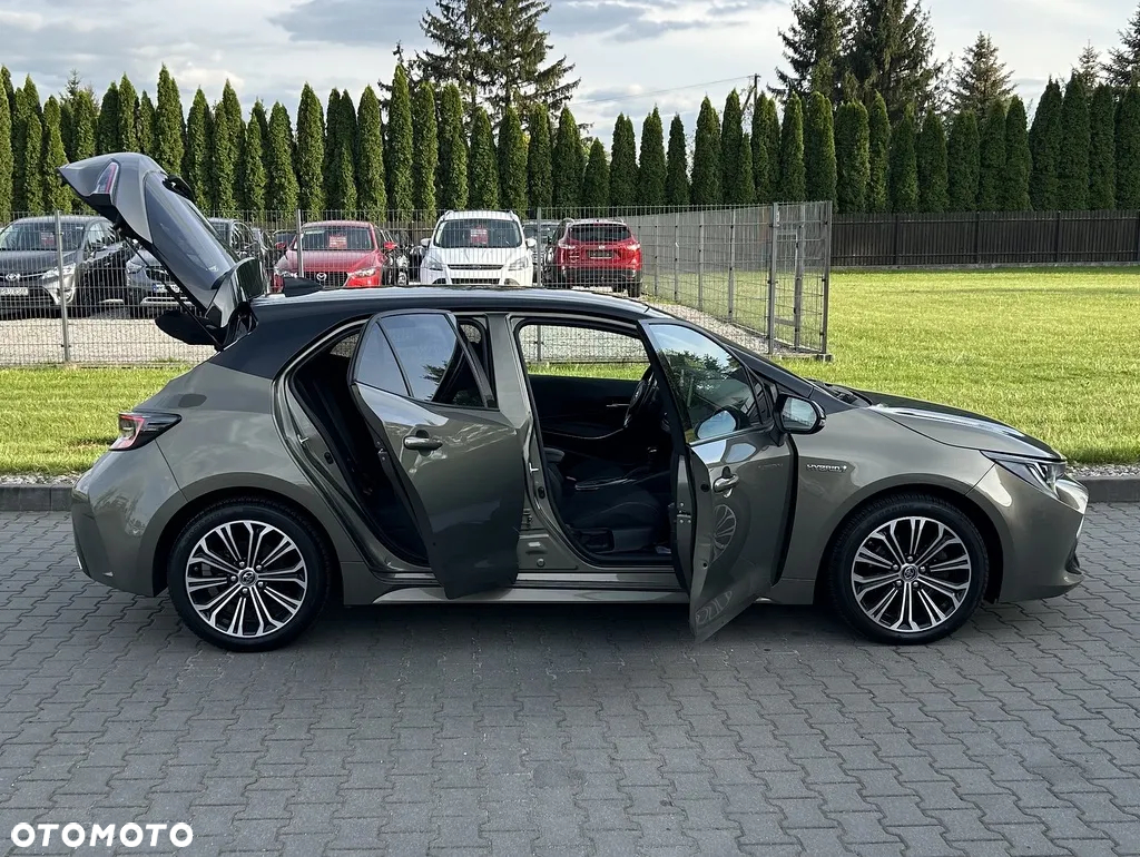 Toyota Corolla - 16