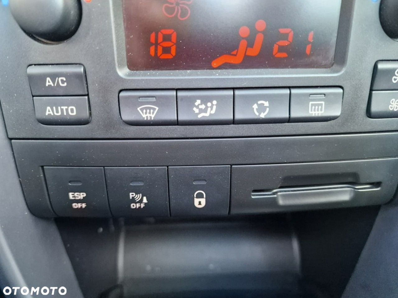 Peugeot 207 CC 120 VTi Active - 23