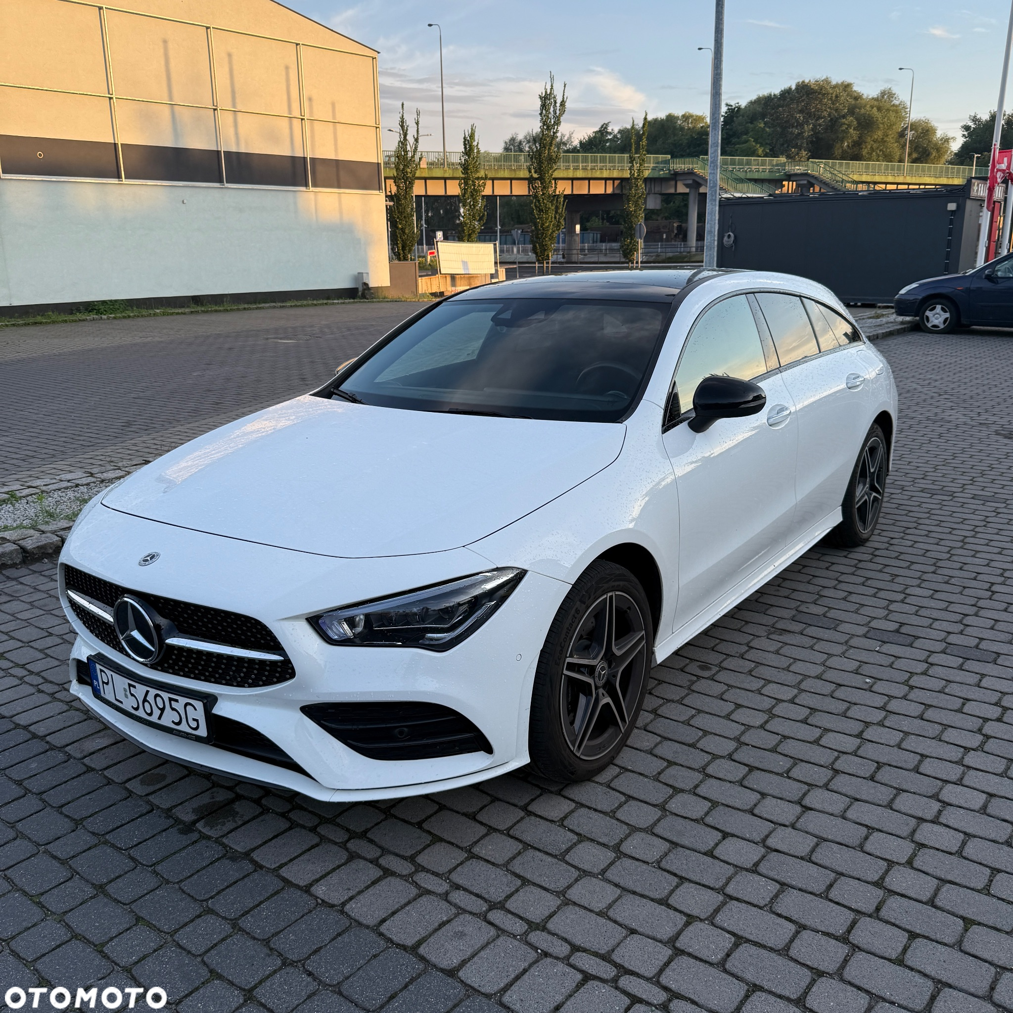 Mercedes-Benz CLA 250 E AMG Line 8G-DCT - 2