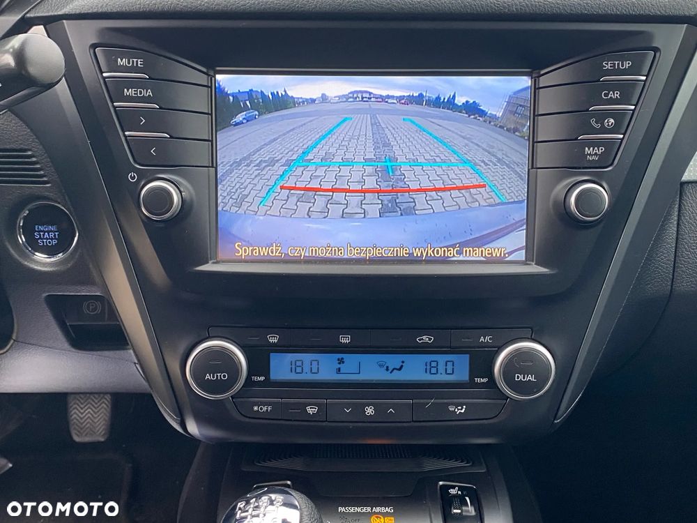 Toyota Avensis 2.0 D-4D Prestige - 33