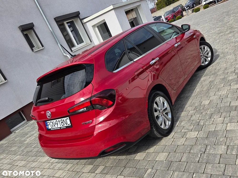 Fiat Tipo 1.4 16v Lounge EU6d - 32