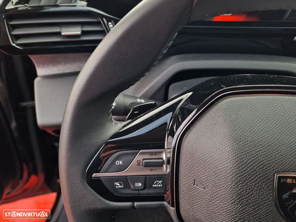 Peugeot 308 1.2 PureTech Allure Pack EAT8 - 18