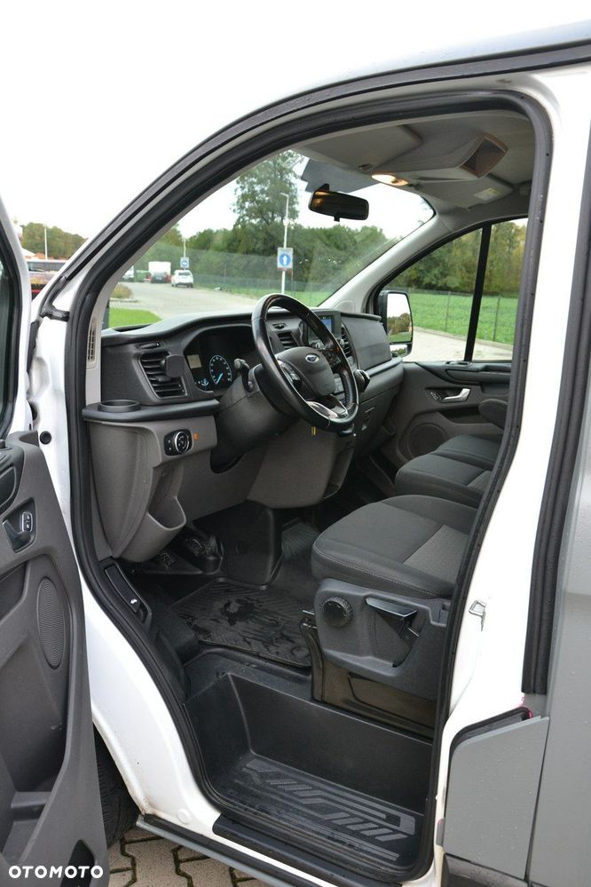 Ford Transit Custom - 9