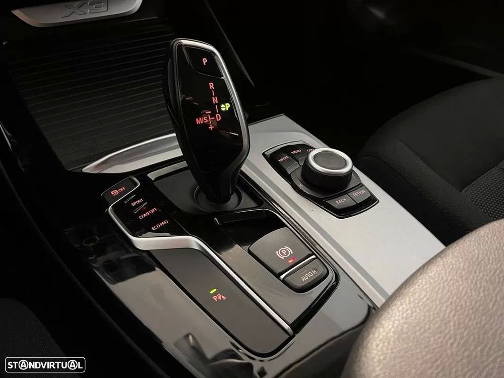 BMW X3 18 d sDrive Auto - 23