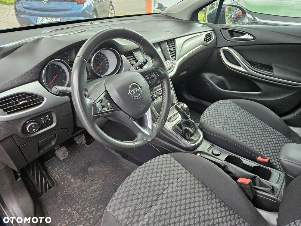 Opel Astra 1.4 T Enjoy - 9