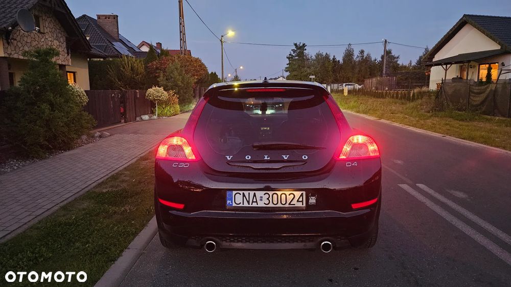 Volvo C30 D4 R-Design - 8
