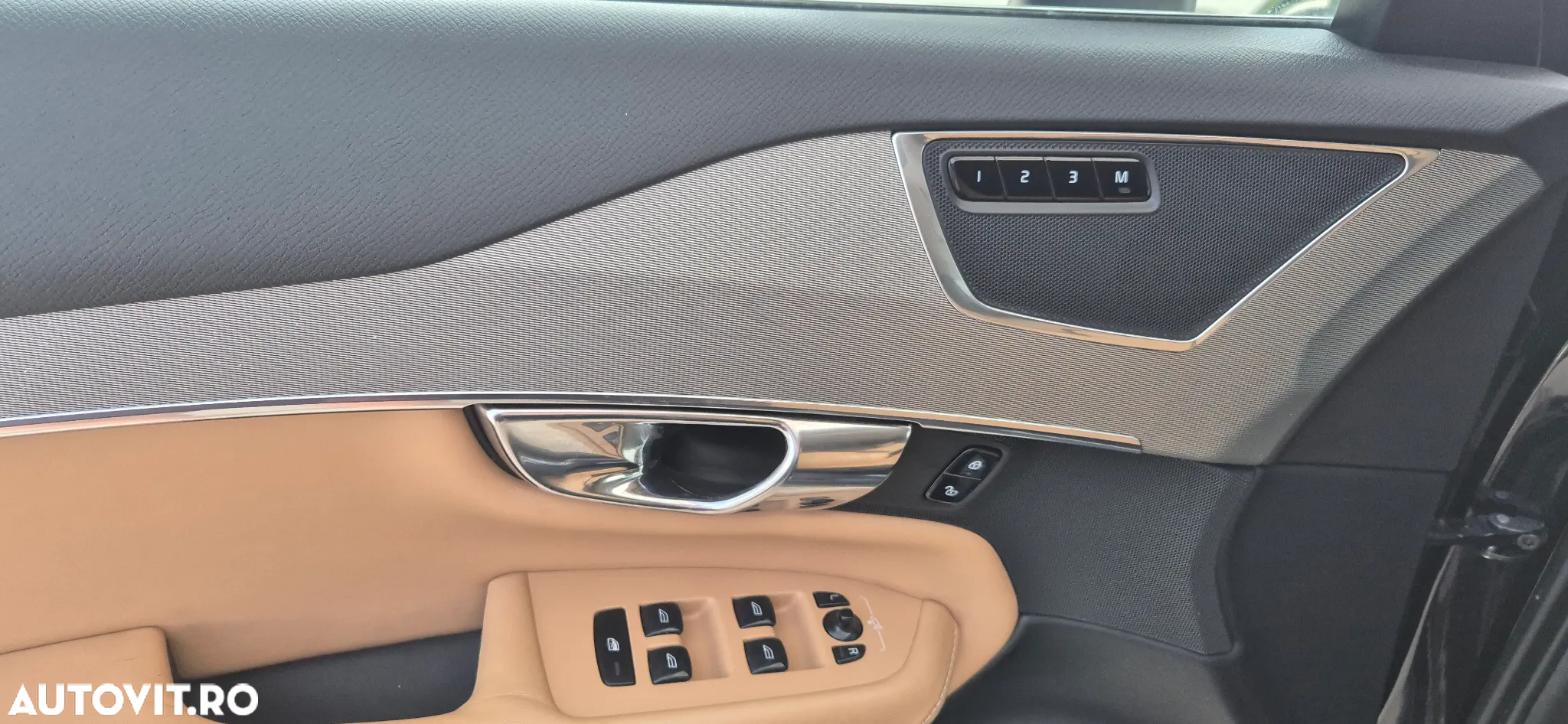Volvo XC 90 - 20