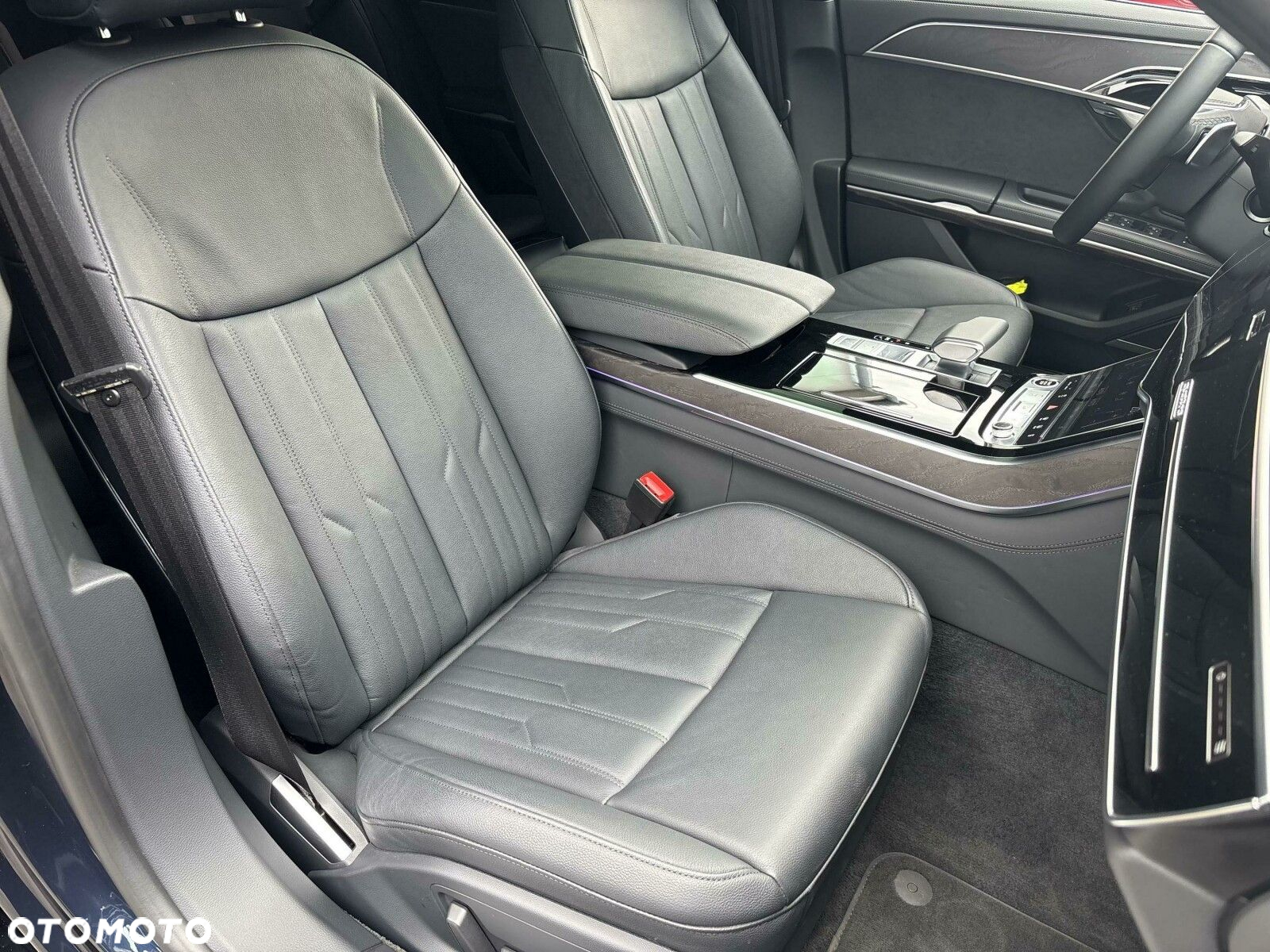 Audi A8 - 33
