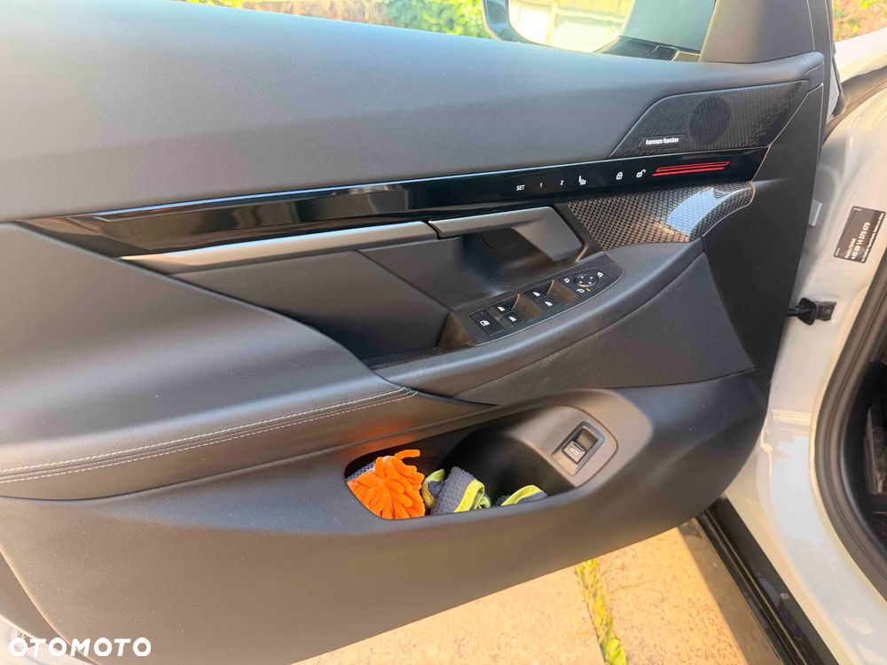 BMW Seria 5 520d mHEV M Sport - 4