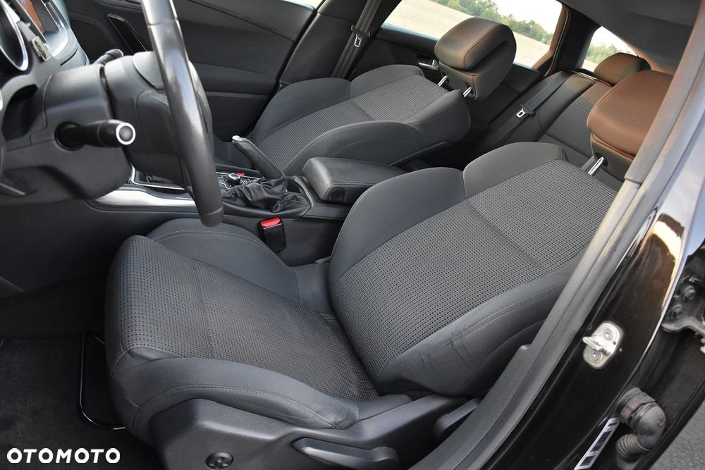 Peugeot 508 HDi FAP 140 Allure - 11