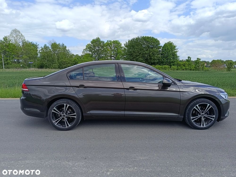 Volkswagen Passat 2.0 TDI BMT Trendline - 4