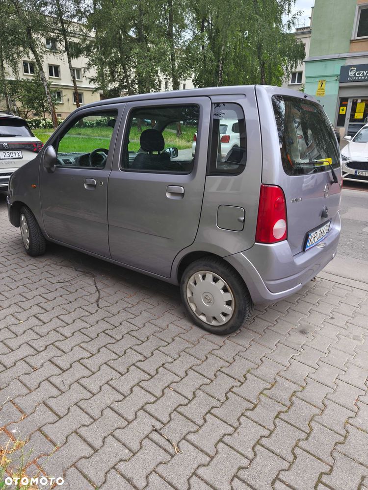 Opel Agila - 2