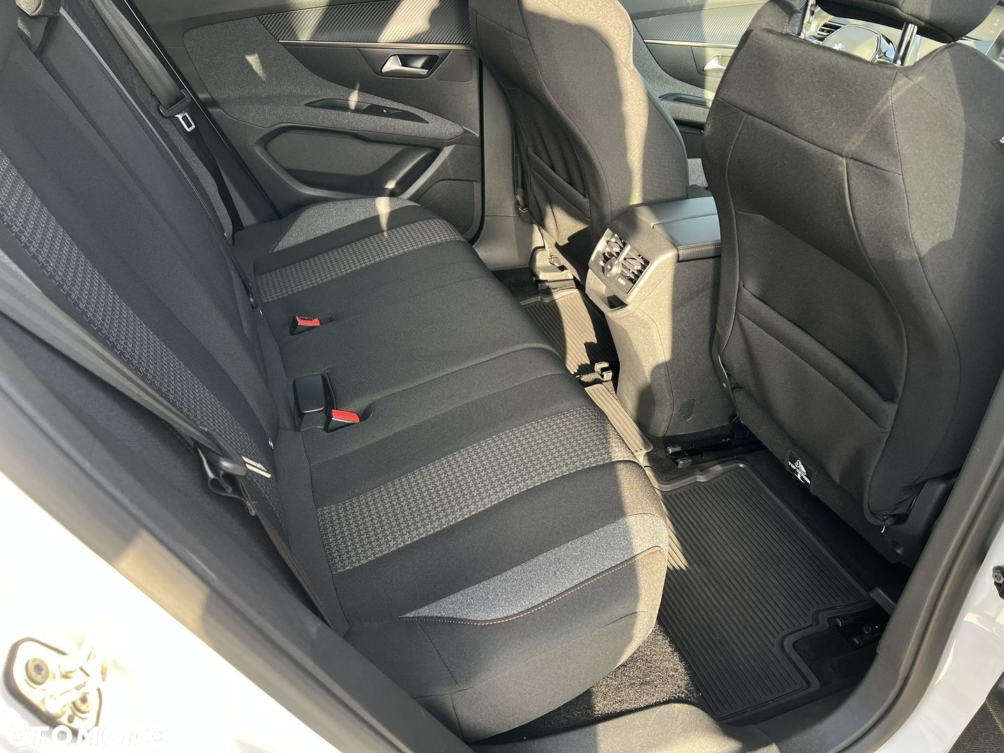 Peugeot 3008 - 26