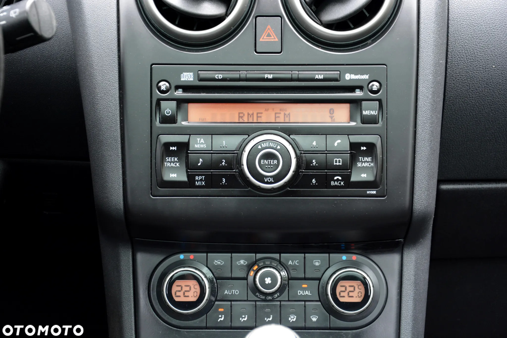 Nissan Qashqai 2.0 dCi Lounge - 26
