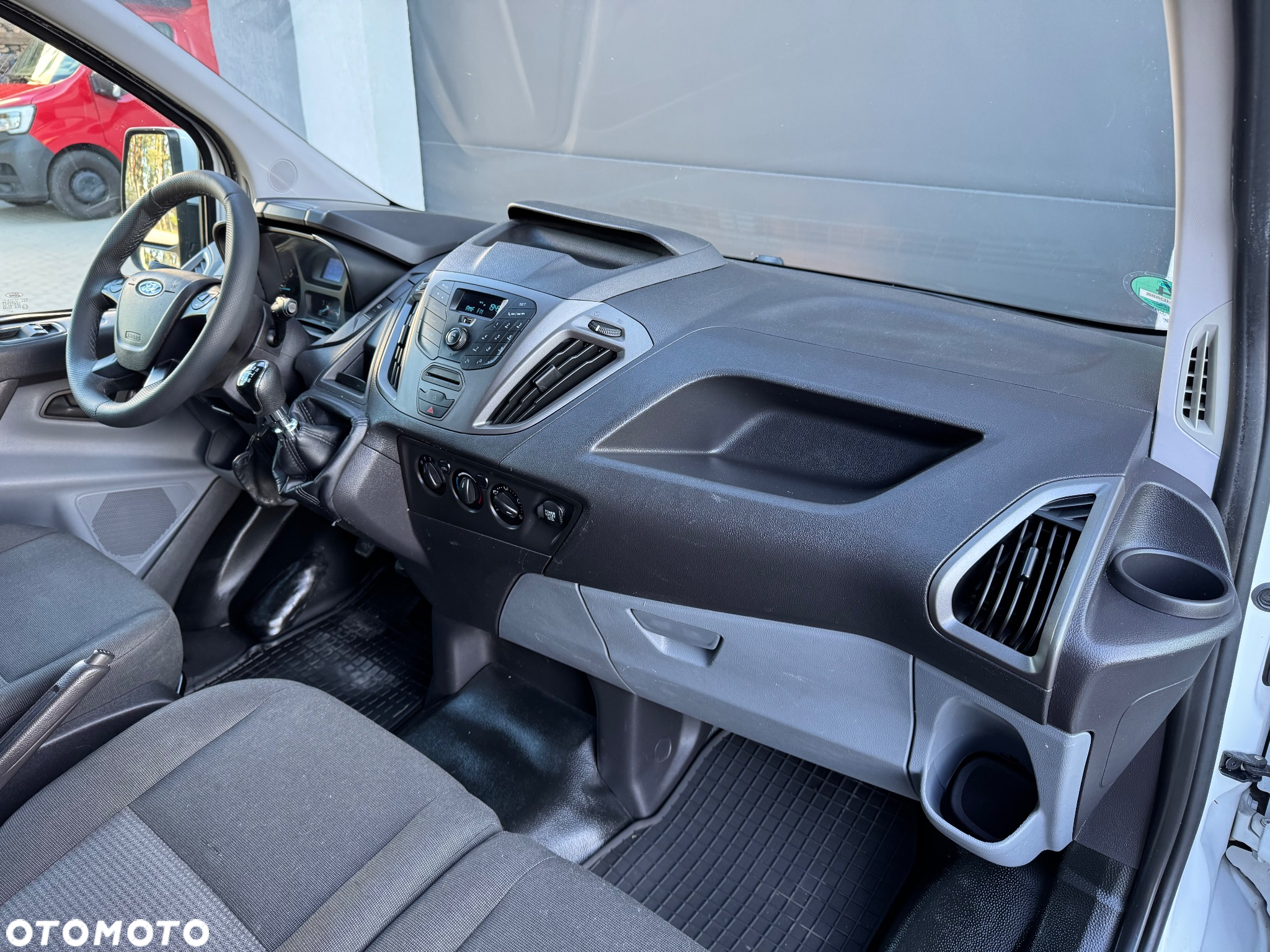 Ford Transit Custom - 14
