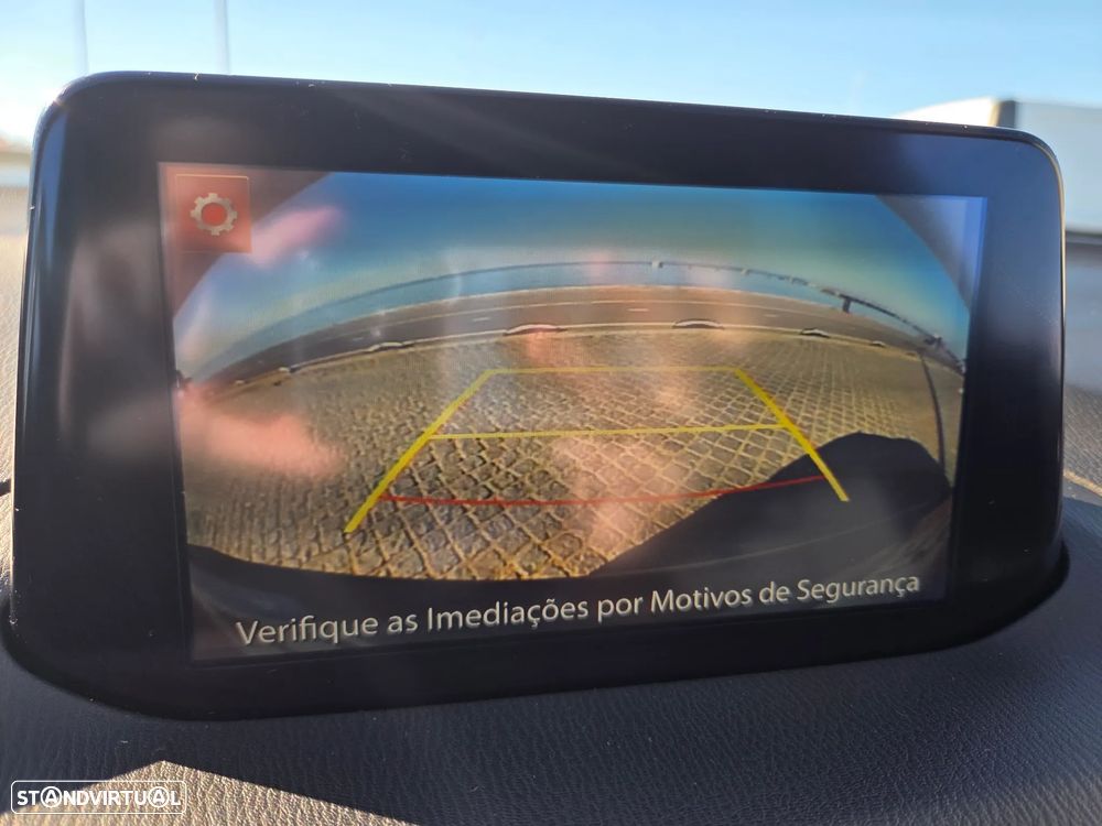 Mazda 3 Hatchback 1.5 Sky-D Excellence Navi - 16