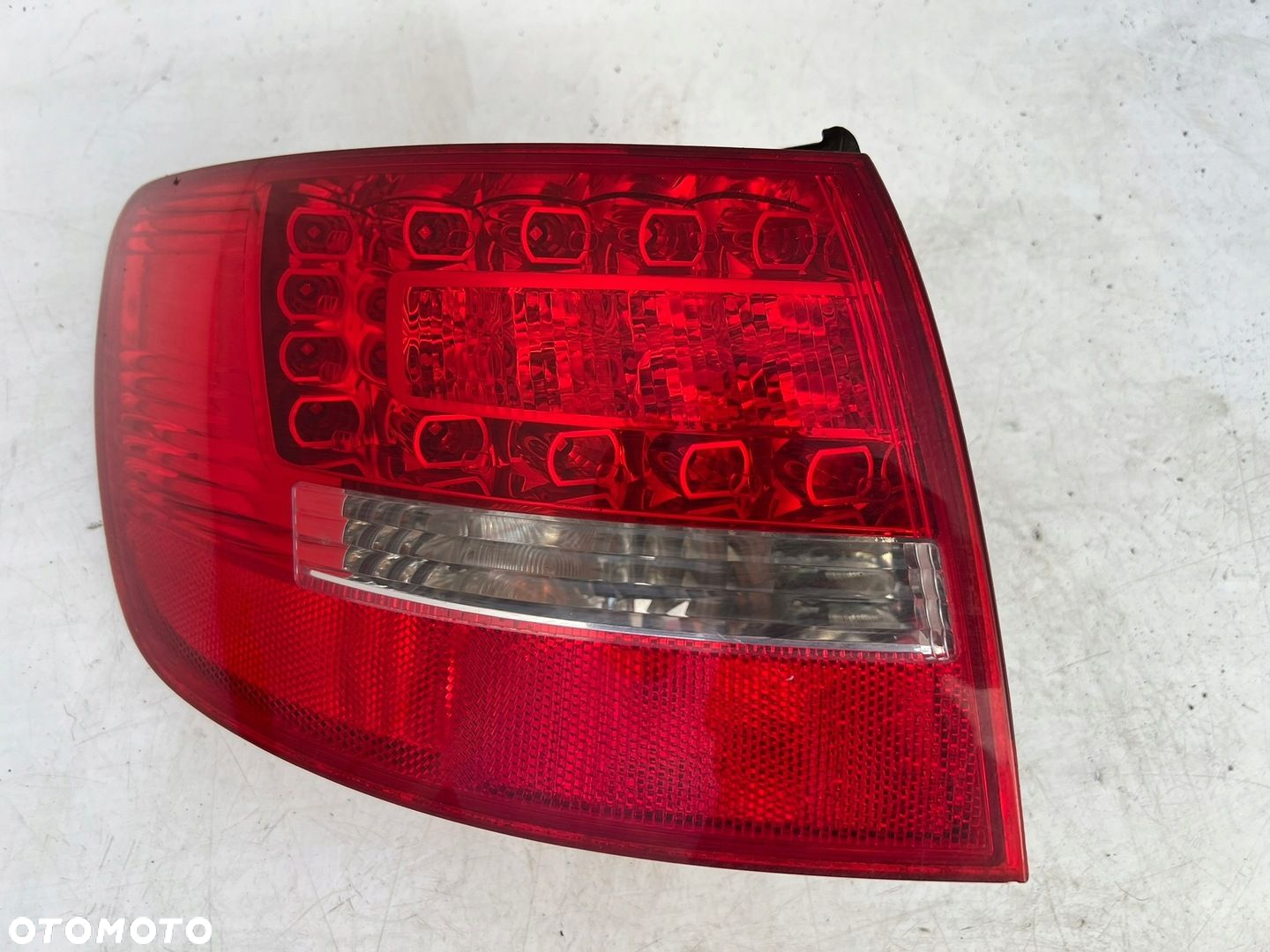 AUDI A6 C6 LIFT LAMPA TYŁ TYLNA LEWA LED - 2