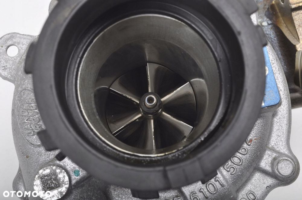 LAND ROVER DISCOVERY V L462 2.0 Si4 16V 300KM PT204 TURBINA H4P3-6K682-GC - 3