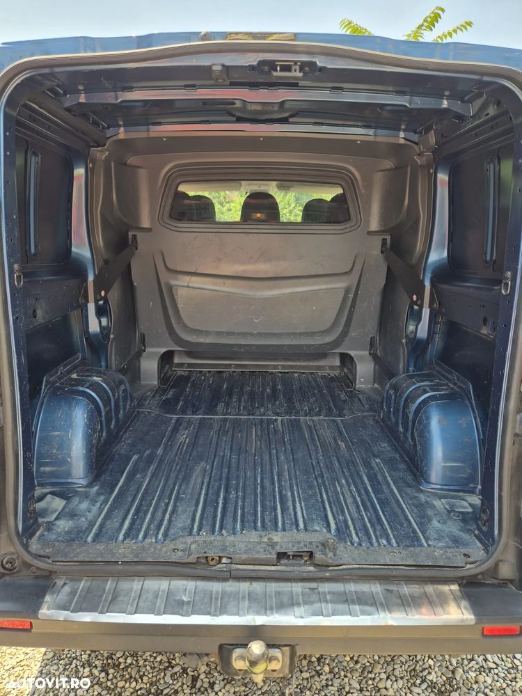 Opel VIVARO - 12