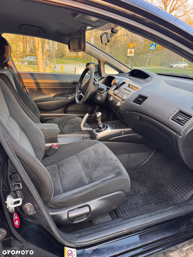 Honda Civic 1.8 Comfort - 7