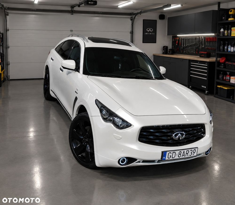 Infiniti FX - 1