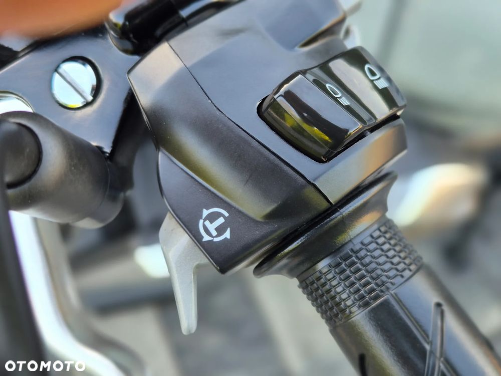 Honda CB - 32