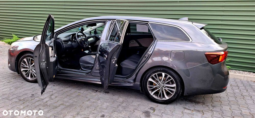 Toyota Avensis - 3