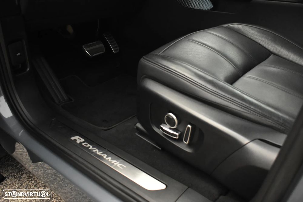 Land Rover Range Rover Evoque 1.5 P300e AWD R-Dynamic SE Auto - 28