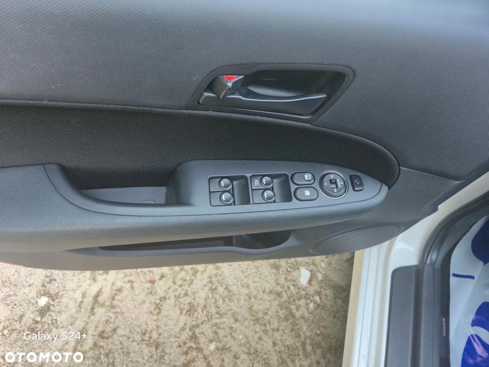 Hyundai i30 1.4 Edition 20 - 9