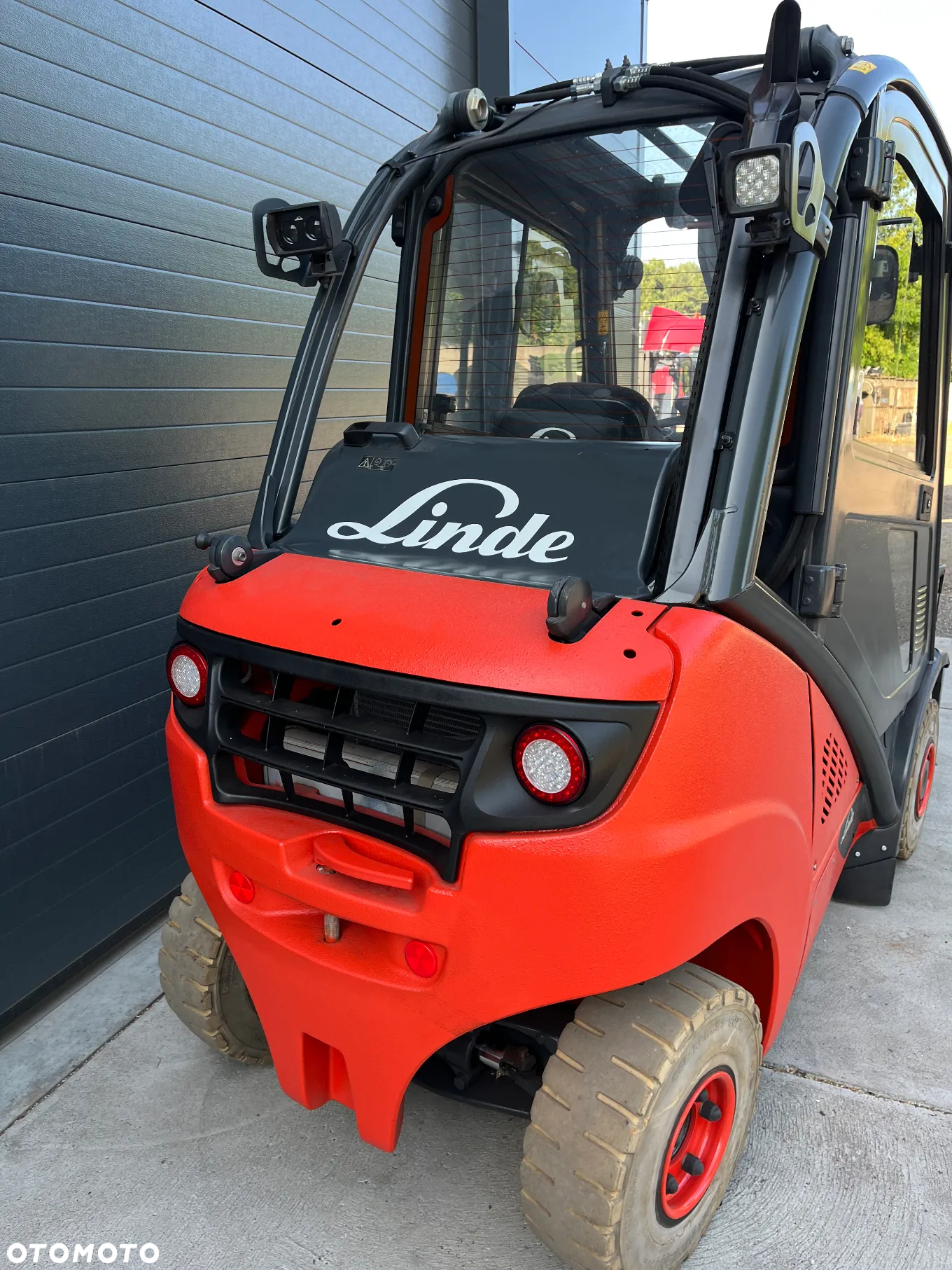 Linde H25T-392-02 Gazowy Pełna kabina Przewsuw boczny Oświetlenie drogowe - 10