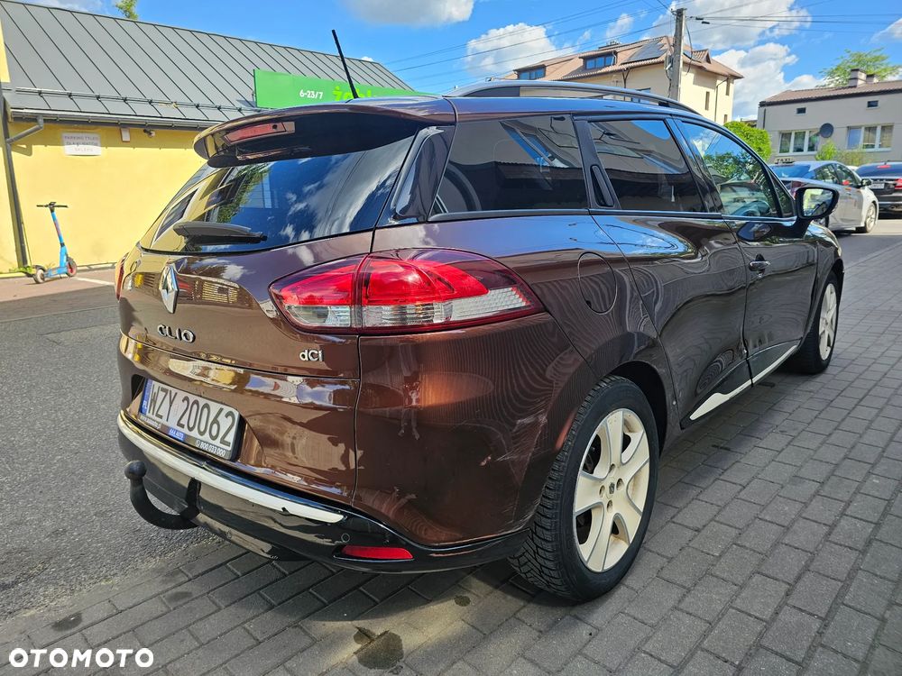 Renault Clio - 21