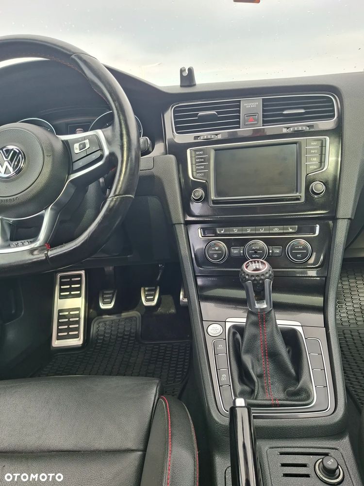 Volkswagen Golf 2.0 TSI BMT GTI - 17