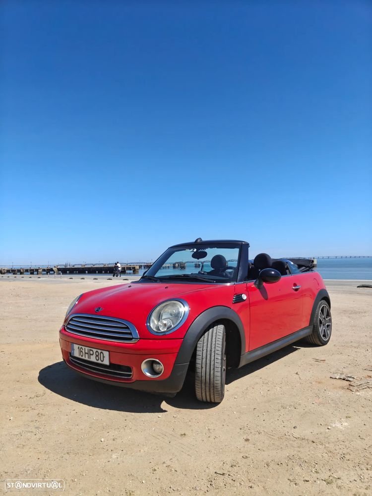 MINI Cabrio - 2
