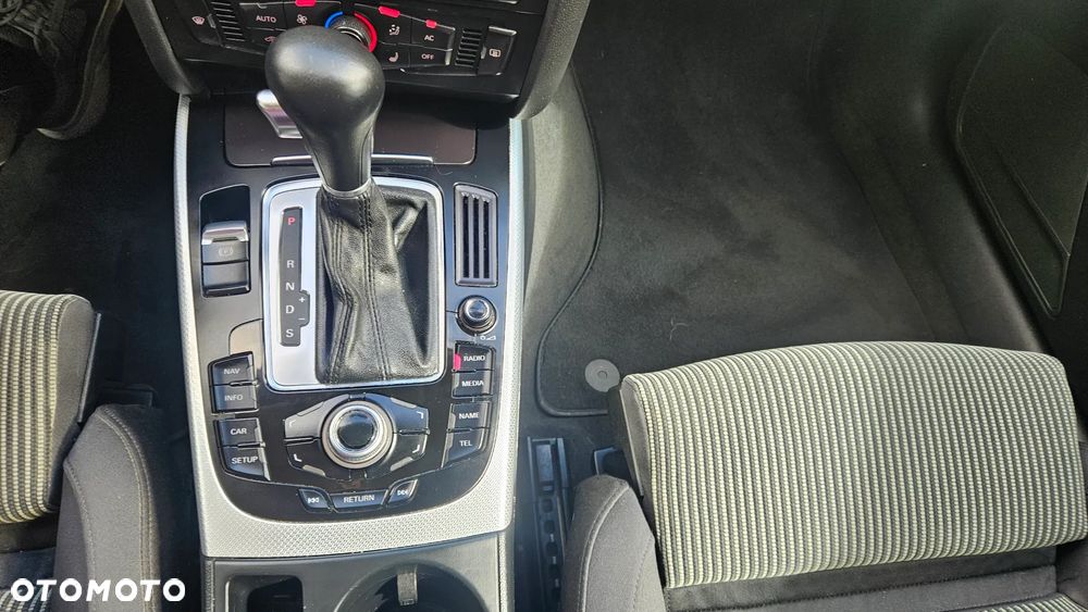 Audi A4 Avant - 22