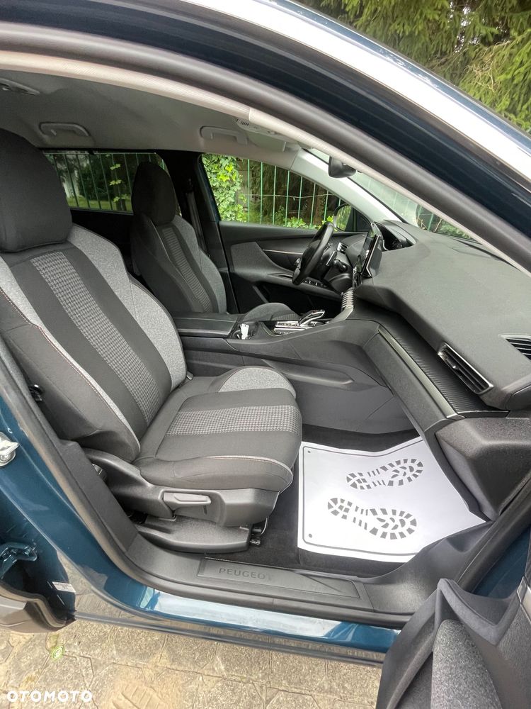 Peugeot 5008 BlueHDi 130 EAT8 Active - 22