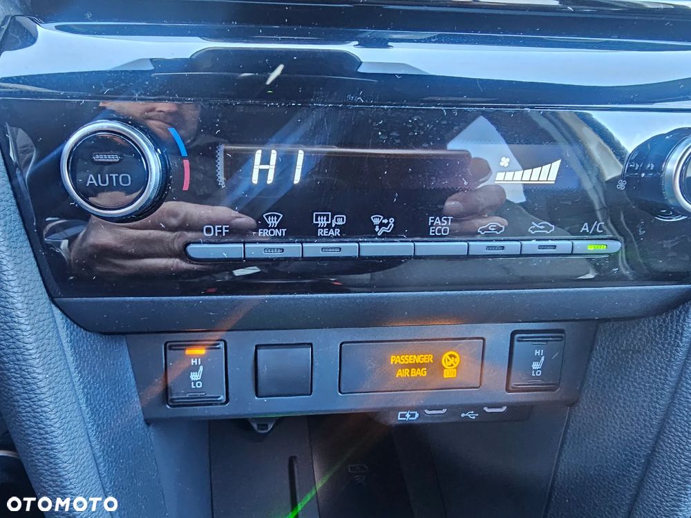 Toyota Yaris Cross Hybrid 1.5 Style - 16