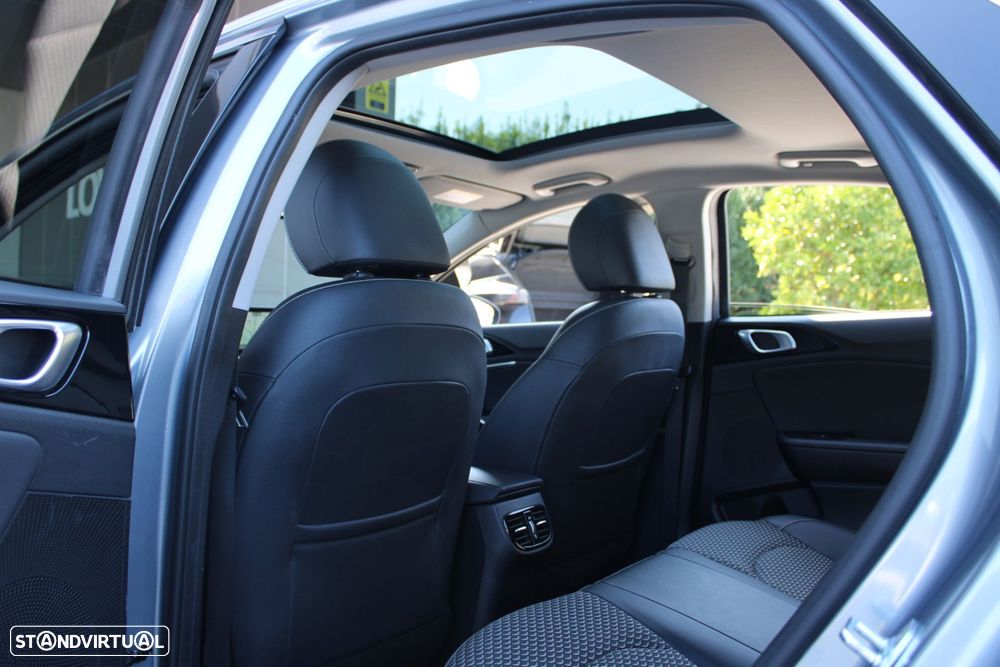 Kia XCeed 1.6 GDi PHEV First Edition+SRF - 7