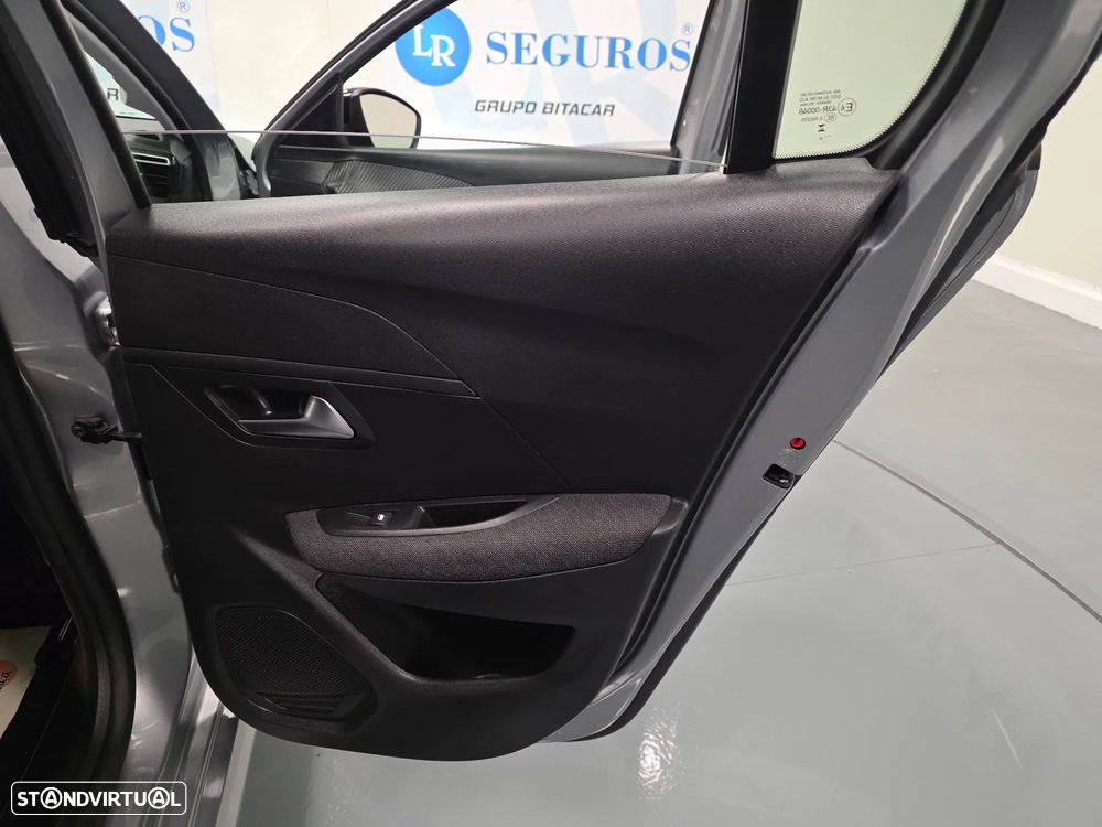 Peugeot 208 1.2 PureTech Style - 35