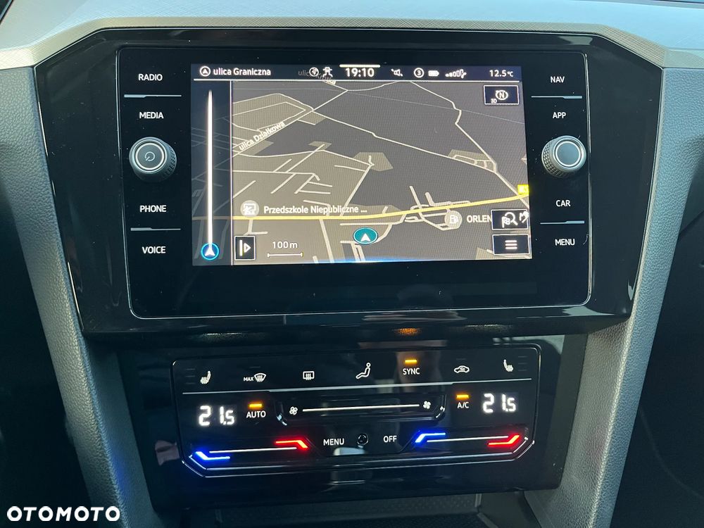 Volkswagen Passat 2.0 TDI EVO Business - 12