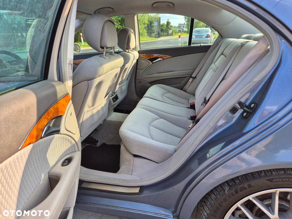 Mercedes-Benz Klasa E - 11