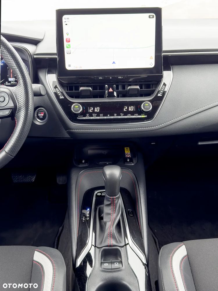 Toyota Corolla 2.0 Hybrid GR Sport Dynamic - 23