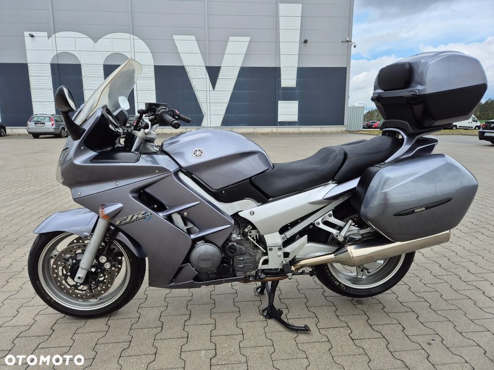 Yamaha FJR - 2
