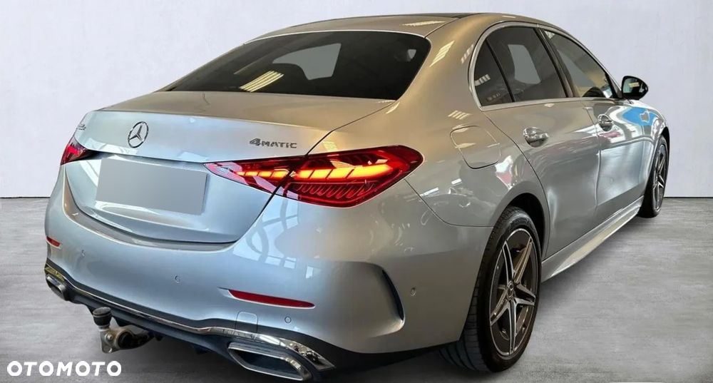 Mercedes-Benz Klasa C ver-400-e-phev-4--matic-amg - 7